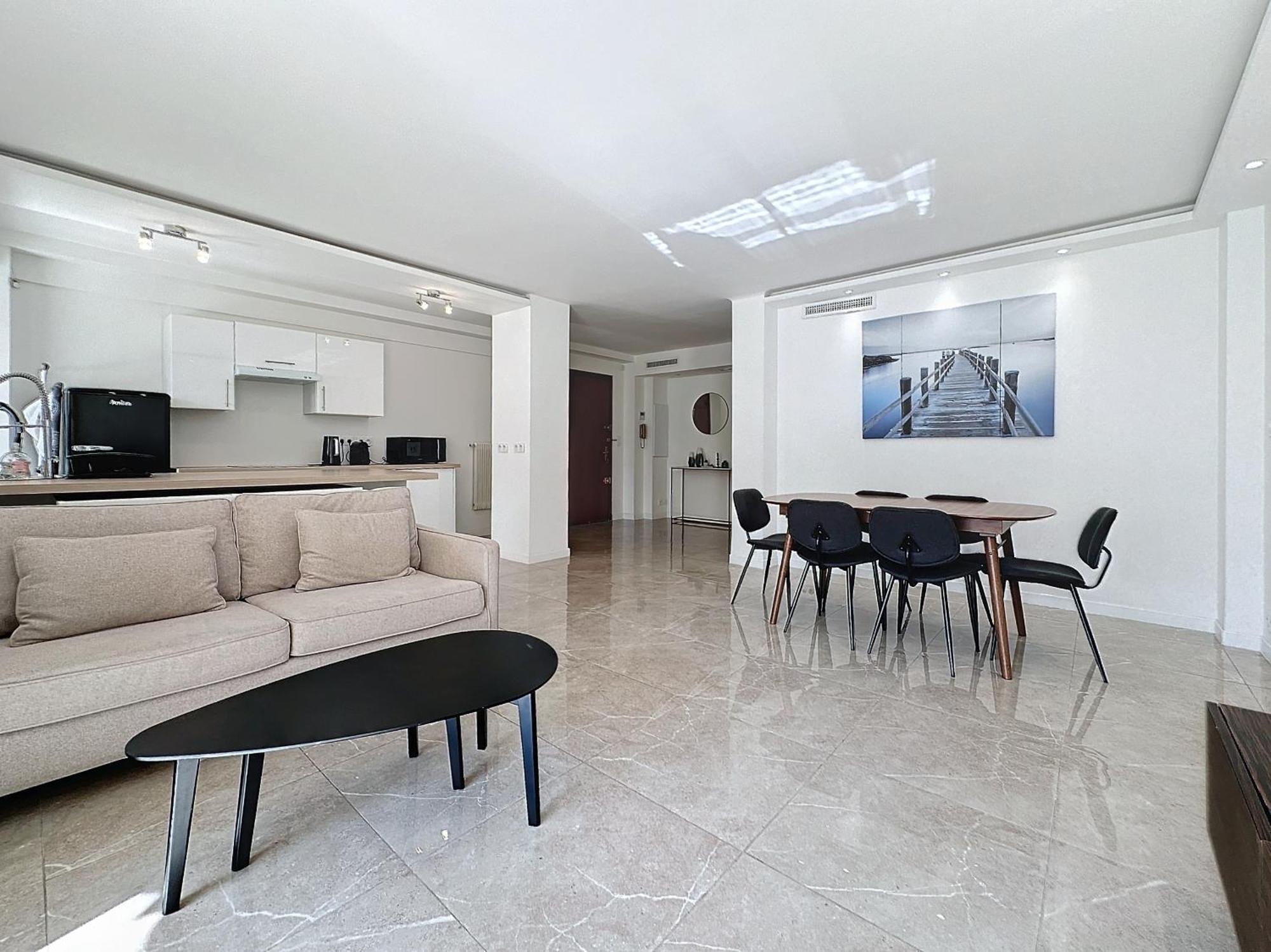 Intuition - 3 Pieces - 10min Croisette Appartement